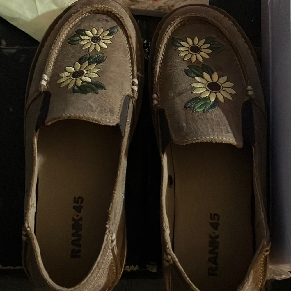 RANK 45 Floral Embroidered Slip-On Shoes